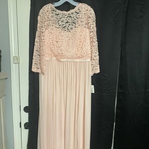 David’s bridal bridesmaid dress NWT color is “petal”